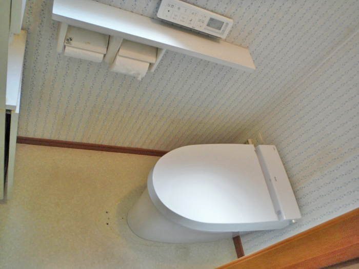 市原市:トイレと和室の窓を快適空間にリフォーム