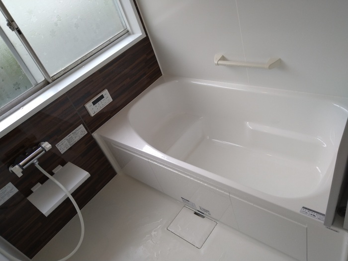 袖ケ浦市：タイル張りの浴室をユニットバスに　浴室リフォーム